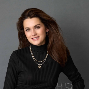 Ceolen JUVINGA White Gold – Dreiecks-Glanz mit femininer Leichtigkeit